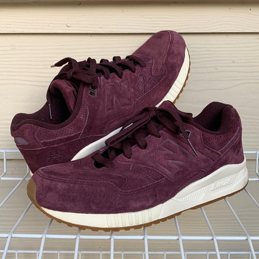 NEW BALANCE Lux Suede size 9 sample sneakers shoes M530PRC